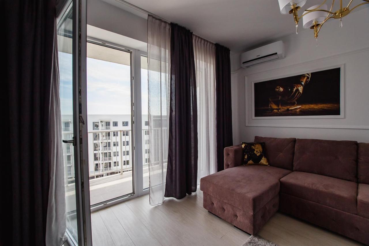 No. 11 - The Penthouse In City Center Oradea Bagian luar foto