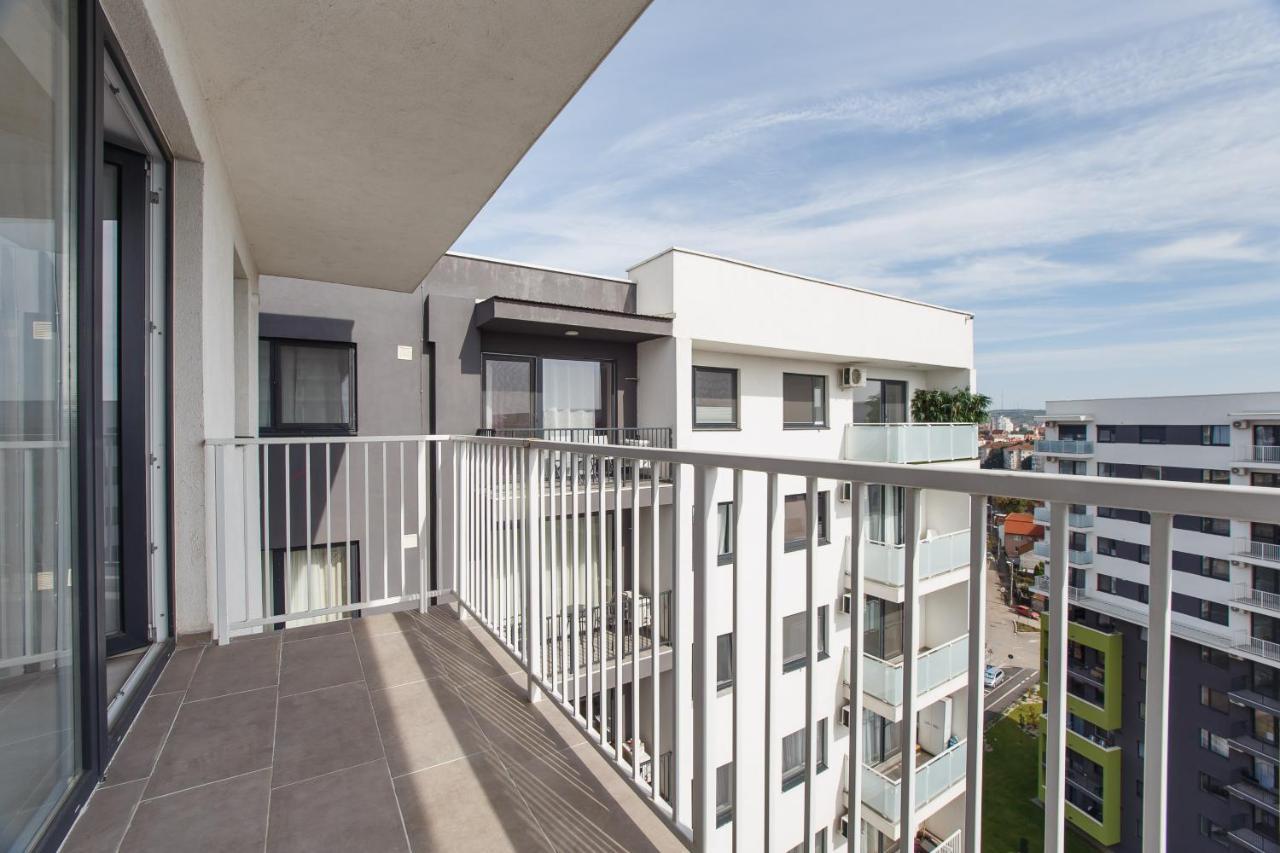 No. 11 - The Penthouse In City Center Oradea Bagian luar foto