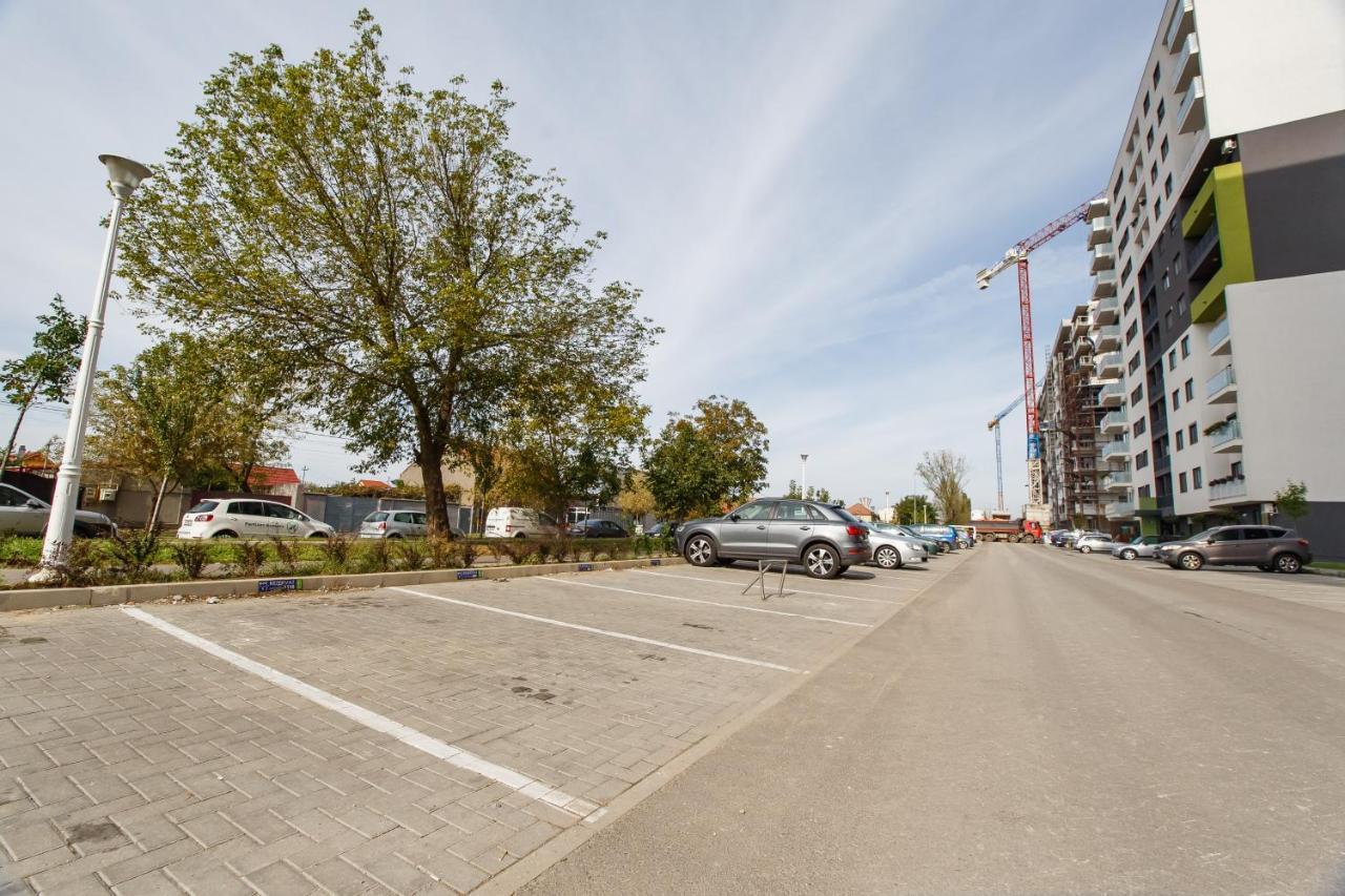 No. 11 - The Penthouse In City Center Oradea Bagian luar foto