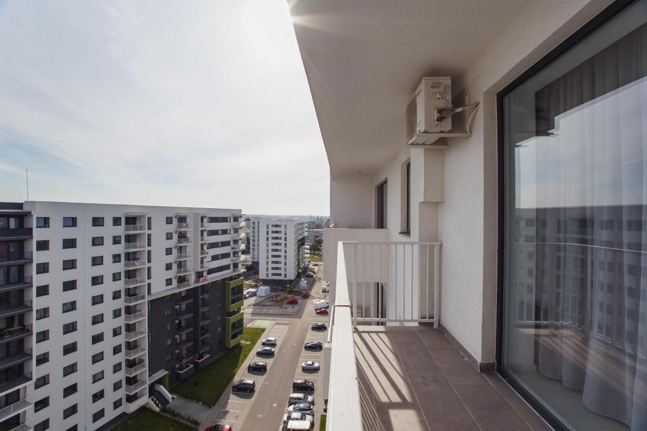 No. 11 - The Penthouse In City Center Oradea Bagian luar foto