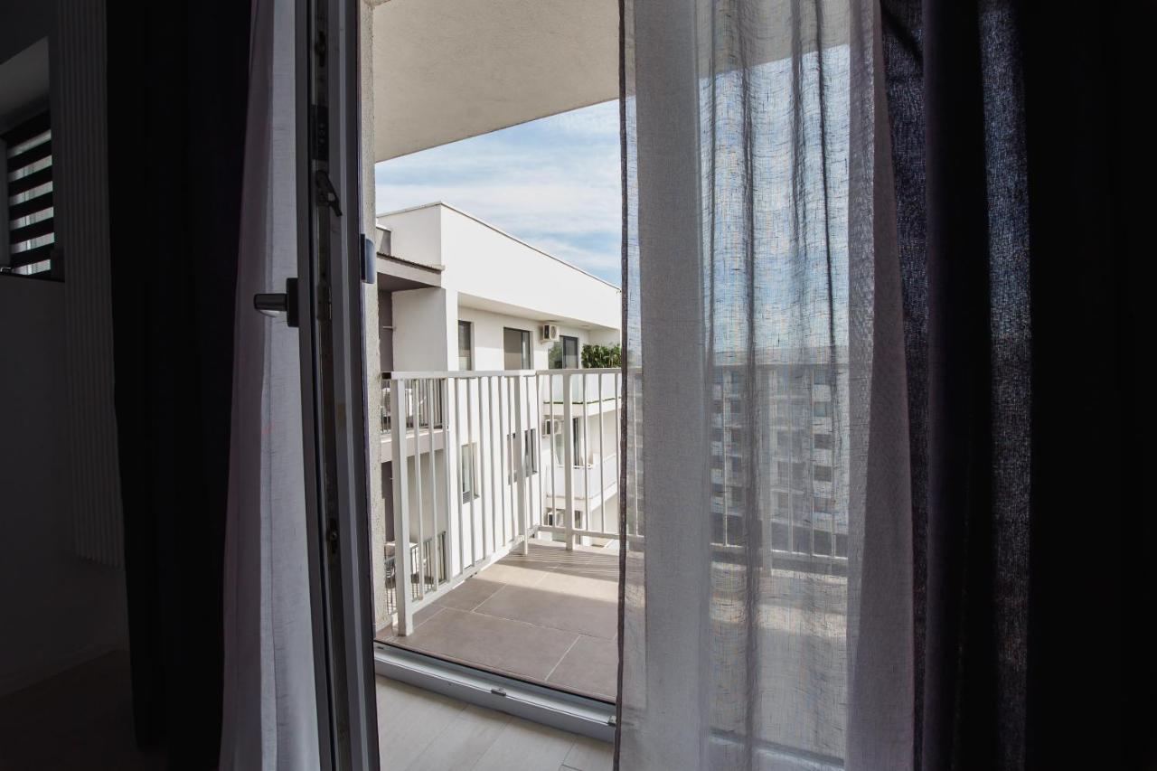 No. 11 - The Penthouse In City Center Oradea Bagian luar foto